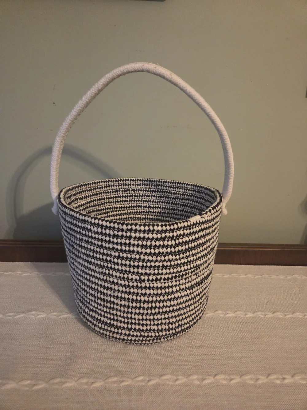 Ghost Decorative Rope Halloween Treat Basket